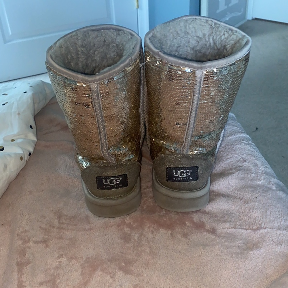 ugg boots - Picture 2 of 4